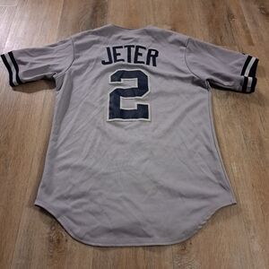 Majestic Athletic Vintage Derek Jeter Jersey Men's Size Small